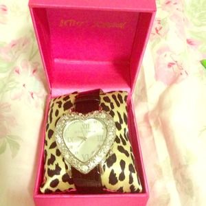 Bundled! Betsey Johnson watch 😊👑💎