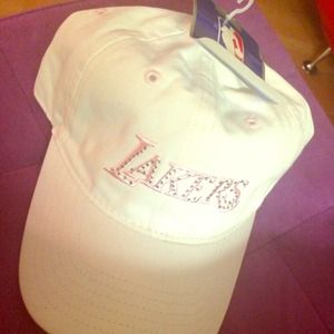 White Lakers NBA hat (brand new)