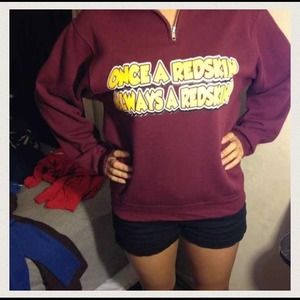 Bundle!! Ariat boots 8B and Redskin Sweater!