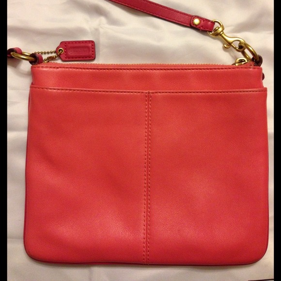 Coach Pink Crossbody HandBag Purse - Picture 2 of 2