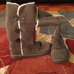 American Eagle Ugg Style Boots Size 8, worn once
