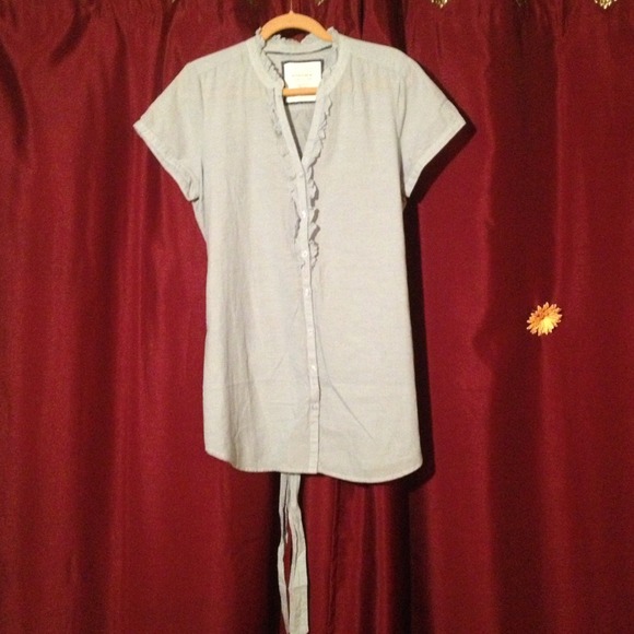 Long button-down blouse (perfect with leggings)