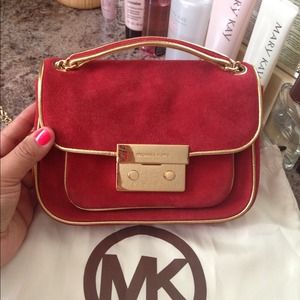 Sold👆Authentic crossbody purse Mk only worn twice