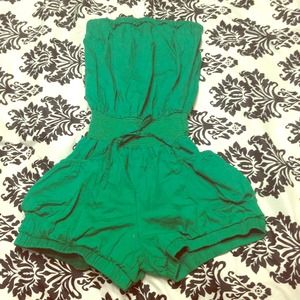 🚨HOLD🚨Green Romper💚