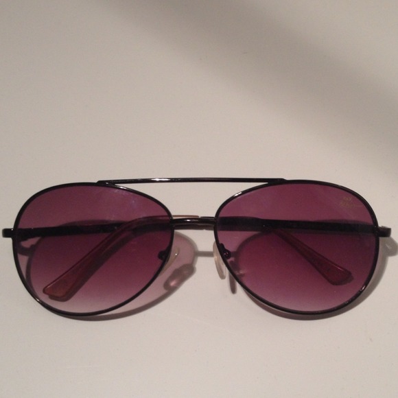 REDUCED///Betsey Johnson Aviator Sunglasses