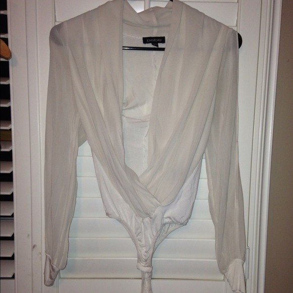 Top - Picture 2 of 2