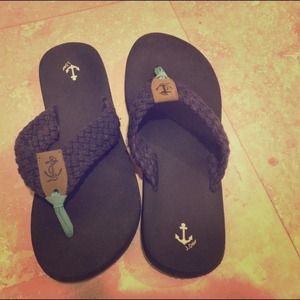 J. Crew flip flops!!!👡