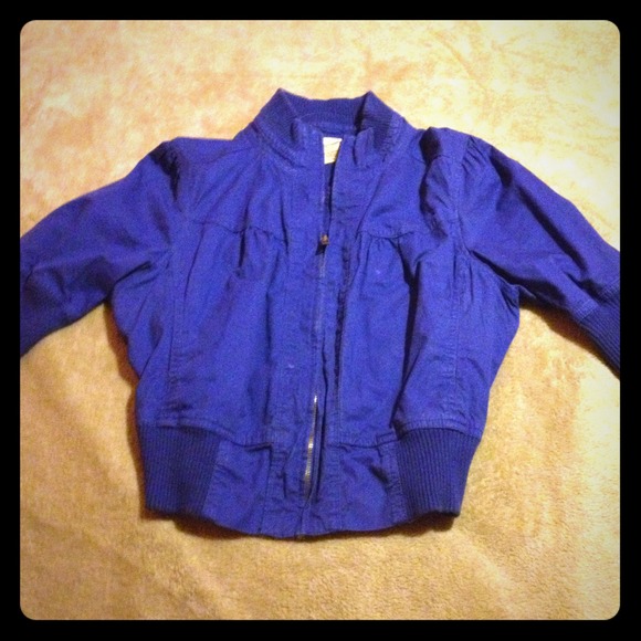 Cropped Blazer