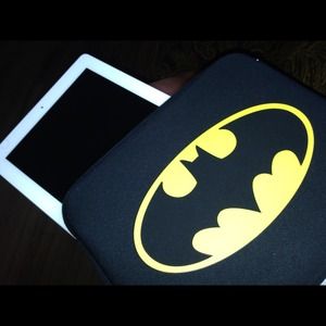 Batman IPad case. Soft,has zipper