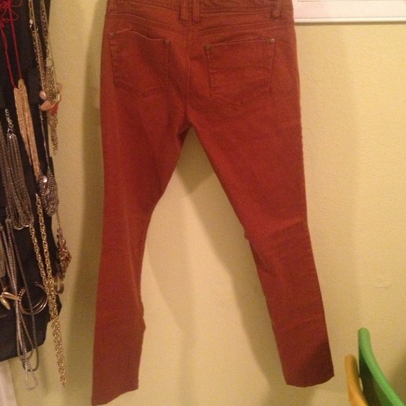 Jeans - Picture 2 of 3