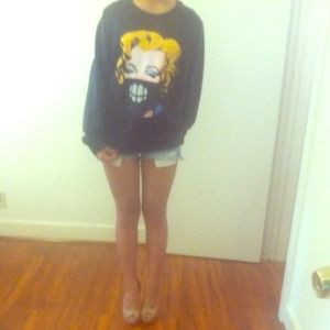 Marily monroe sweater