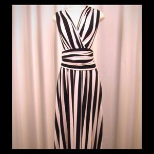 Black and white infinity wrap dress
