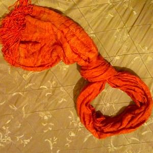 ⭐REDUCED⭐BEAUTIFUL INDIAN Orange And Gold Scarf