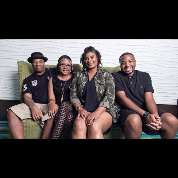 Meet your buyer/seller/Suggested User - Picture 7 of 7