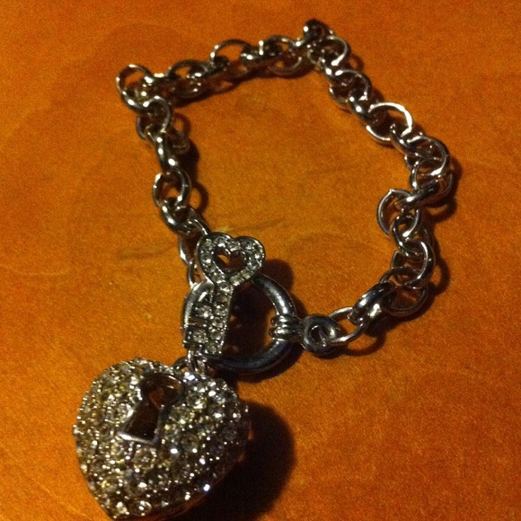 Heart and key charm bracelet