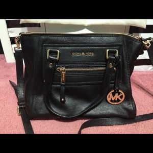 MICHAEL KORS Gilmore Purse