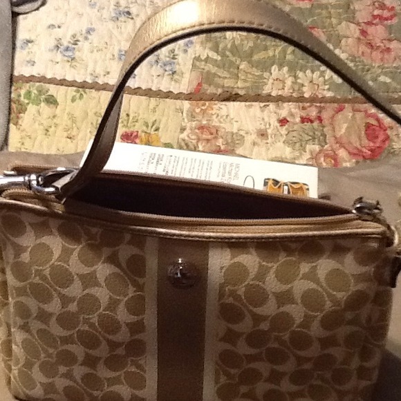 Sold in bundle below...Coach purse authentic