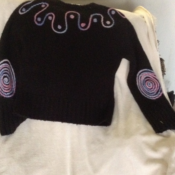 Super cute wool sweater - Picture 3 of 5