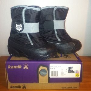 Kamikaze toddler winter boots. NWB size 7.