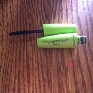 Wet n Wild Mega Protein Mascara
