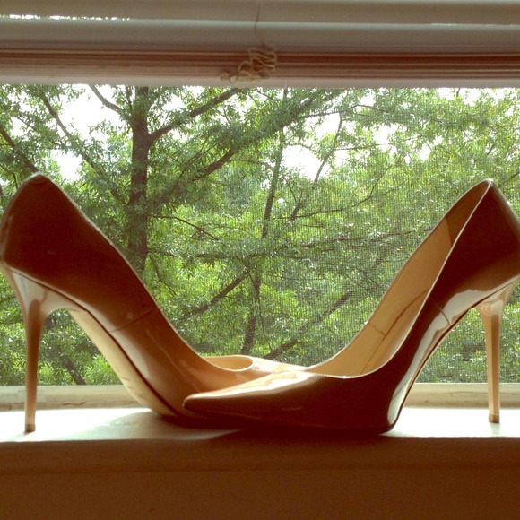 Jimmy Choo Classic Pump