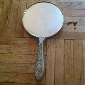 Reversible Mirror