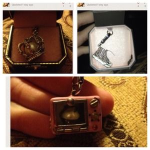 Bundle of juicy couture charms