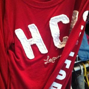 ❤❤❤❤ Hollister Long Sleeve.