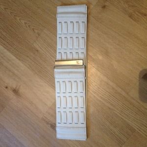 White Bebe belt