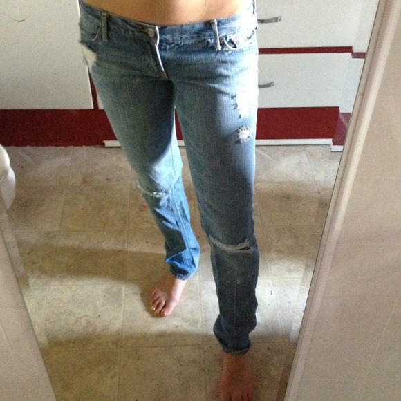 Hollister skinny jeans. - Picture 2 of 3