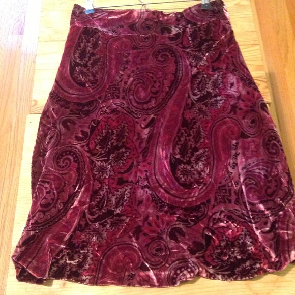 Velvet patterned Banana Republic Skirt