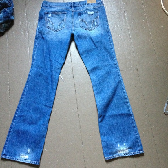 Hollister Venice bootcut jeans. - Picture 4 of 5
