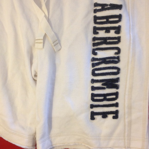 Abercrombie & Finch Shorts - Picture 4 of 4