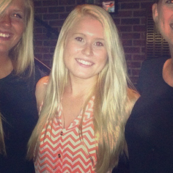 MEET YOUR SELLER 😍👑🌷💋💕❤