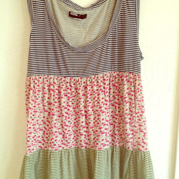 💛SOLD!💛 UO striped and floral long tank
