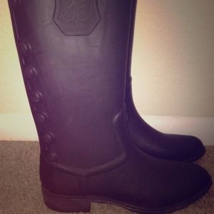 Rain boots black with a gold Sam Edelman logo