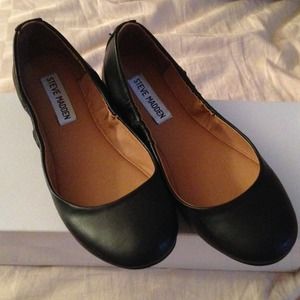 🔴Steve Madden 🔵Flat shoes 🔵