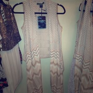 Chevron Love stitch sweater vest in