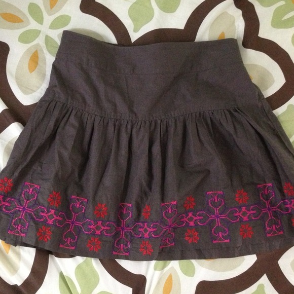 American eagle extra small gray skirt