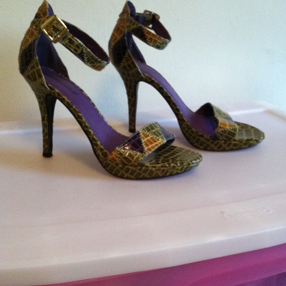 Cute heels