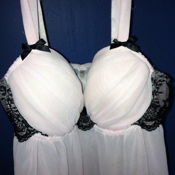 Sexy and Cute Sleepwear/Lingerie 👌