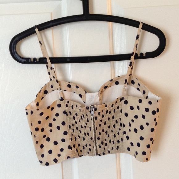 ❌SOLD❌ Polka dot bustier crop top! - Picture 2 of 4