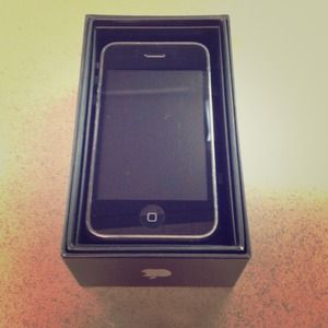 iPhone 3G (NO TRADES), UNLOCKED , At&T
