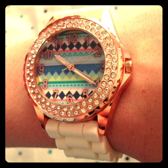 NWT❗Gorgeous white & polished copper watch!
