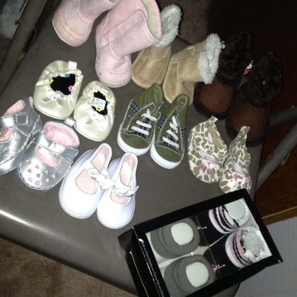 Shoes - Picture 1 of 1