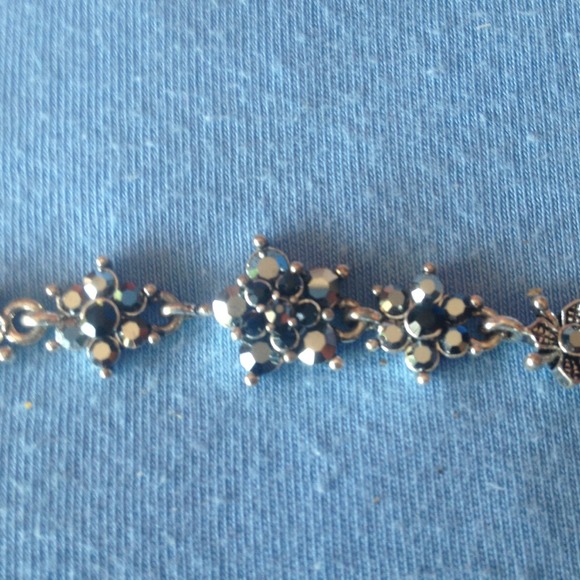 Silver & black bracelet 💎💎 - Picture 2 of 3