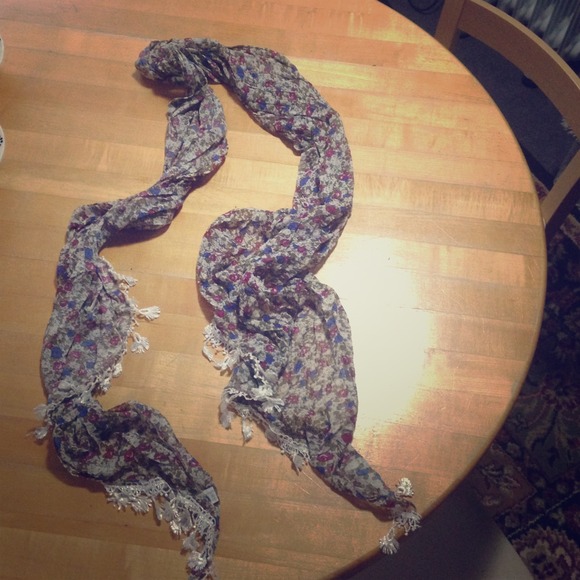 Flower print scarf