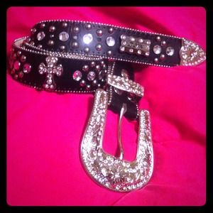 •ON HOLD• Real leather bling belt ✨