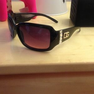 Cute D&G sunglasses!😎