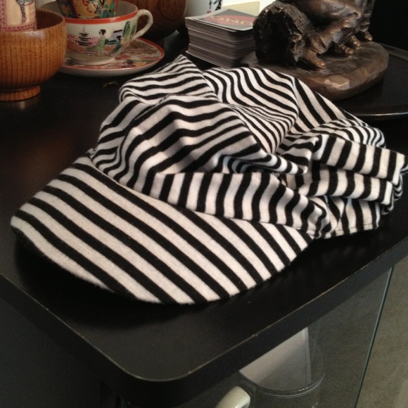 Striped Hat - Picture 3 of 3